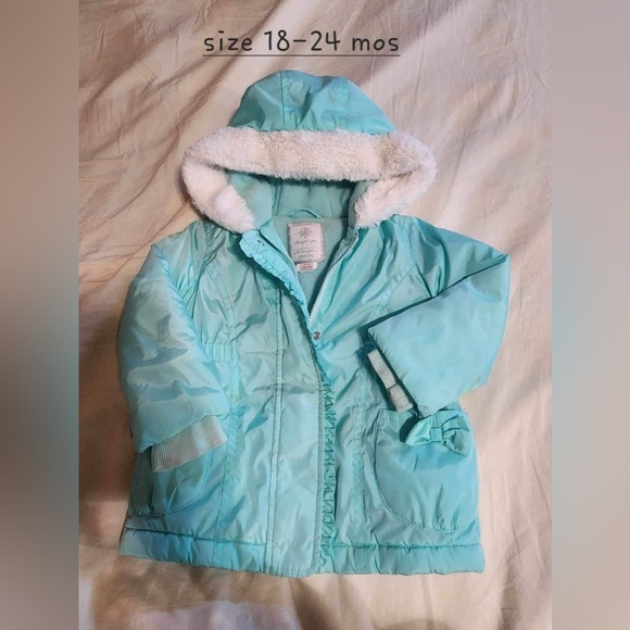 Girls jacket - Picture 1 of 1
